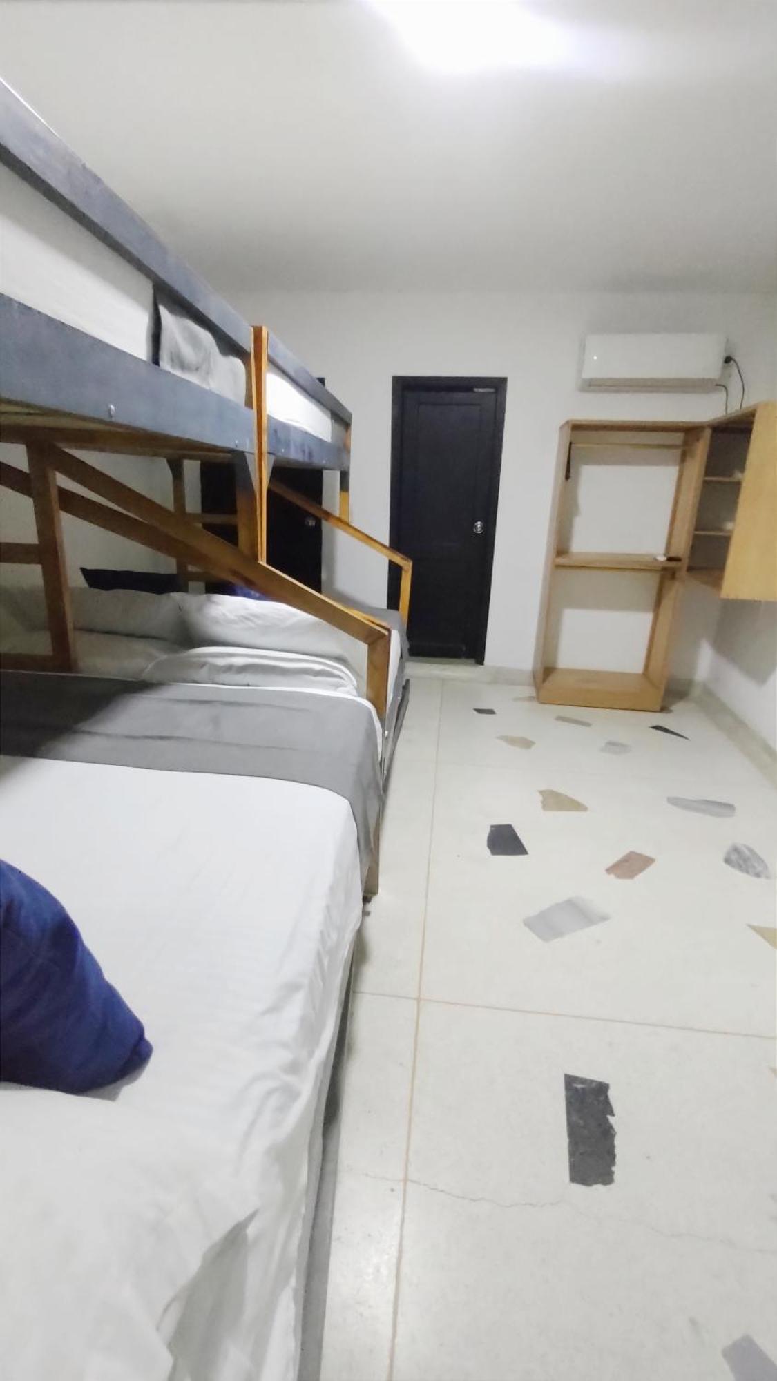 Hotel Tranvia Santa Marta  Buitenkant foto